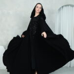 Beautiful Elegance Abaya - Black